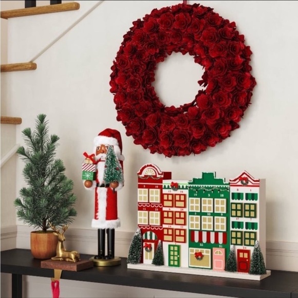 THRESHOLD NWT Christmas city village countdown calendar - Picture 2 of 2